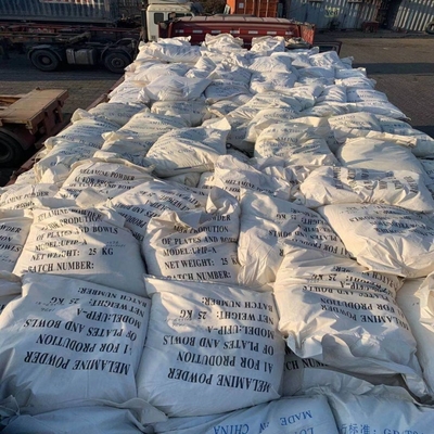 अच्छी कीमत Melamine राल पाउडर C3H6N6 कच्चे माल 99.8% शुद्धता ऑनलाइन